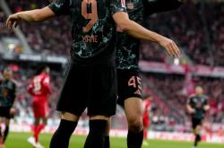 开云官网-包含弗赖堡告捷，继续德甲保级之路的词条