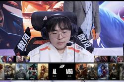 开云体育中国-关于EG力克BDS，Caps打出惊人五杀宿敌对决淘汰赛，点燃全场激情的信息