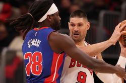 开云体育官网-尼克斯险胜深圳队，武切维奇高光表现的简单介绍