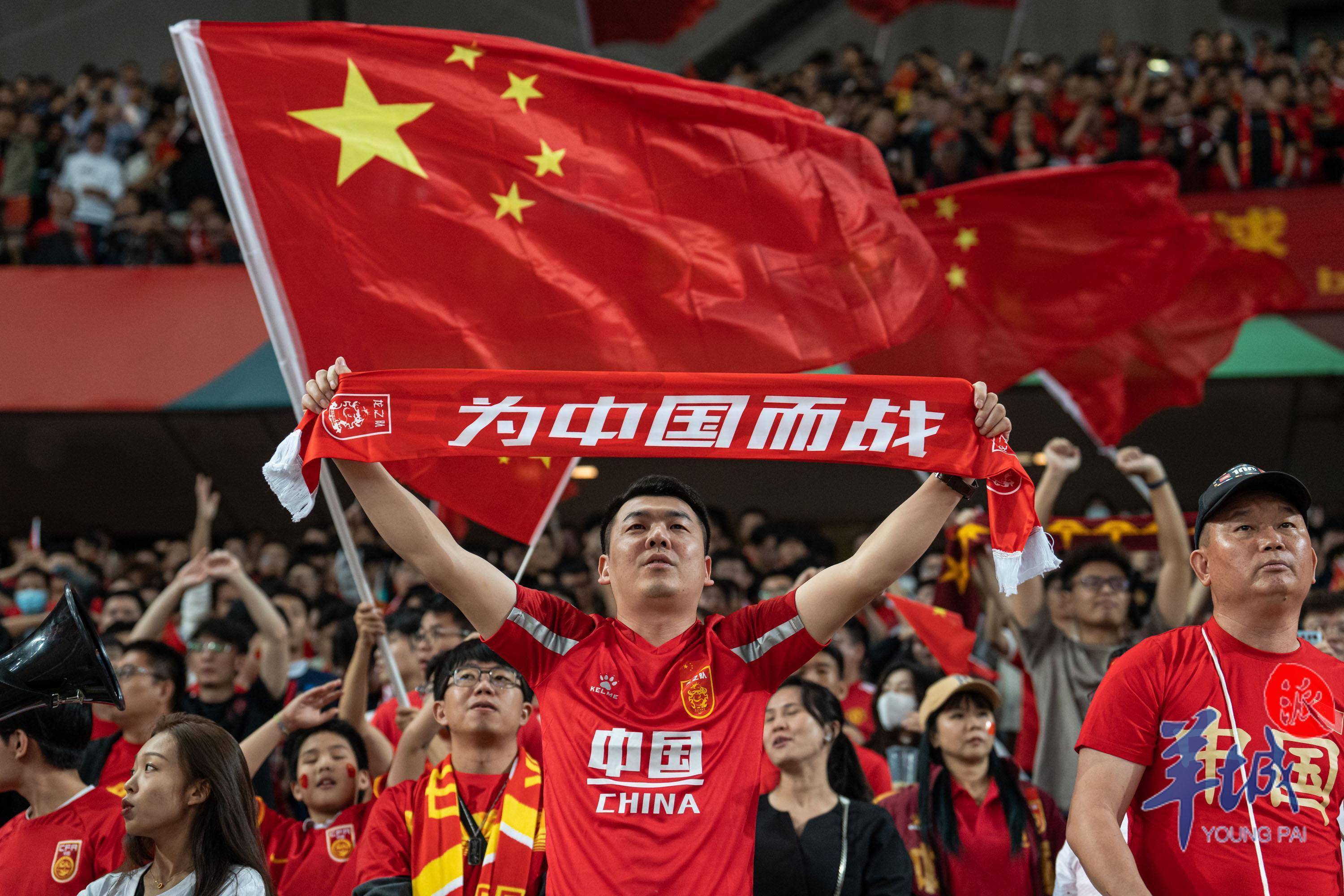 足球场上强队将大显身手