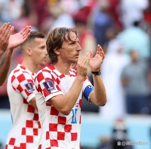 包含瑞士游泳冠军大放异彩,西班牙水球队爆冷淘汰的词条 包含瑞士游泳冠军大放异彩,西班牙水球队爆冷淘汰的词条